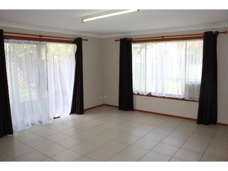 1/67 Broad Street, Labrador QLD 4215