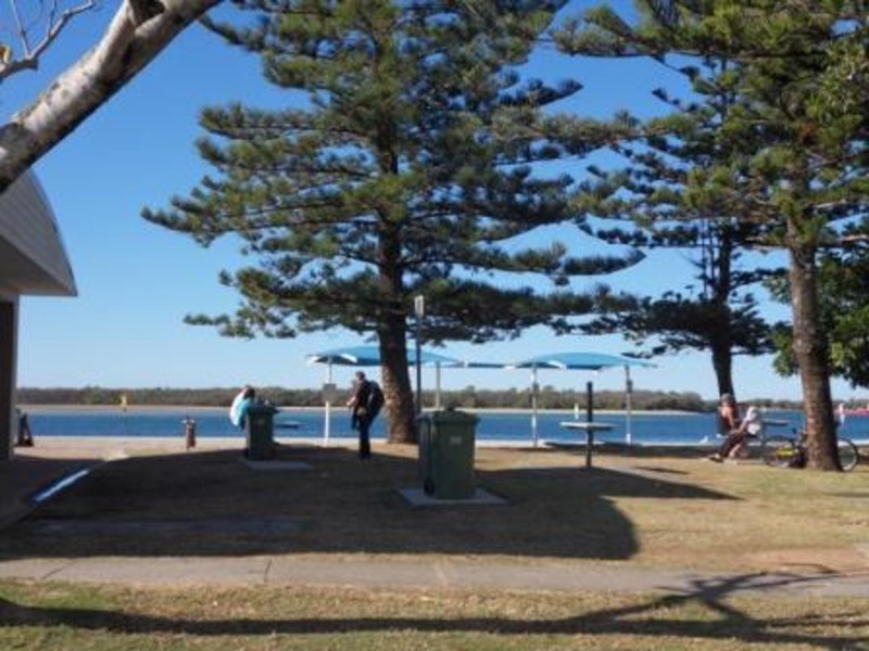 Labrador QLD 4215