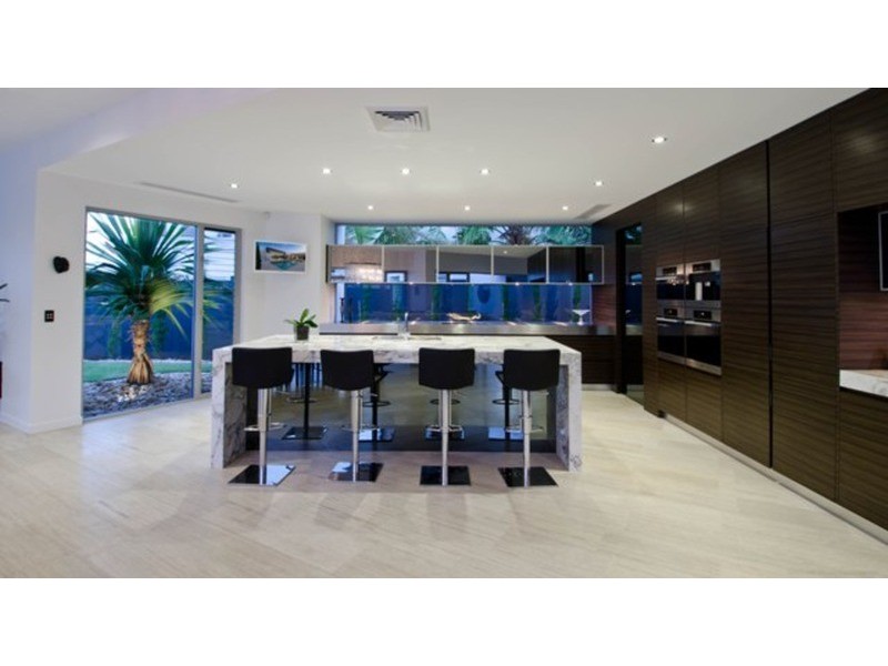 Paradise Point QLD 4216