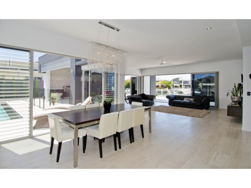 Paradise Point QLD 4216