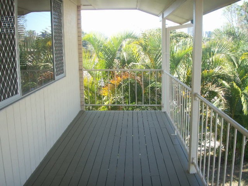 3 Sibyl Street, Southport QLD 4215