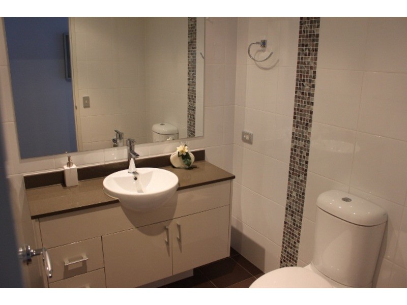 909/2 Aqua Street, Southport QLD 4215