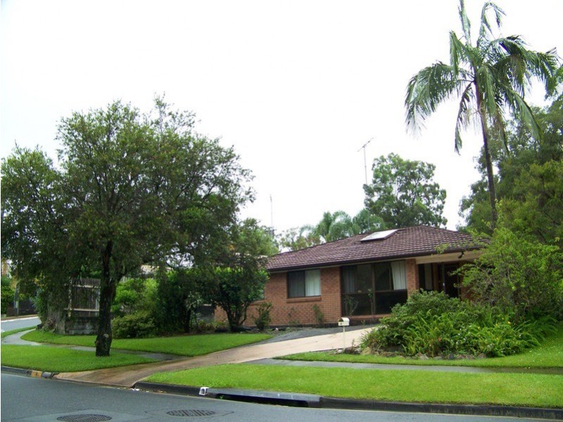 4 Macquarie Street, Molendinar QLD 4214