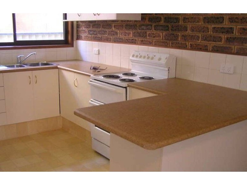 1&2/37 William Street, Southport QLD 4215