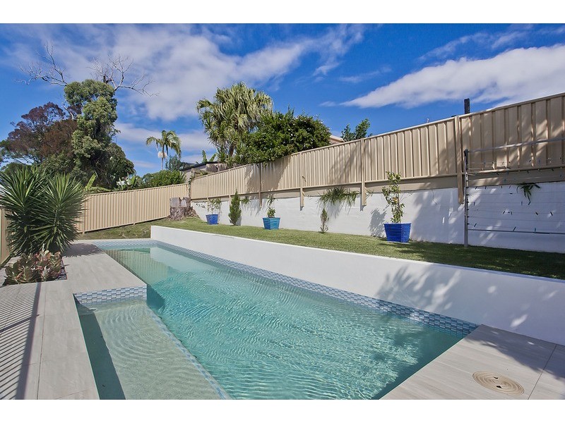 14 Sunvalley Drive, Ashmore QLD 4214