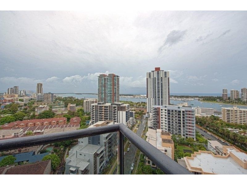 2008/2 Aqua Street, Southport QLD 4215