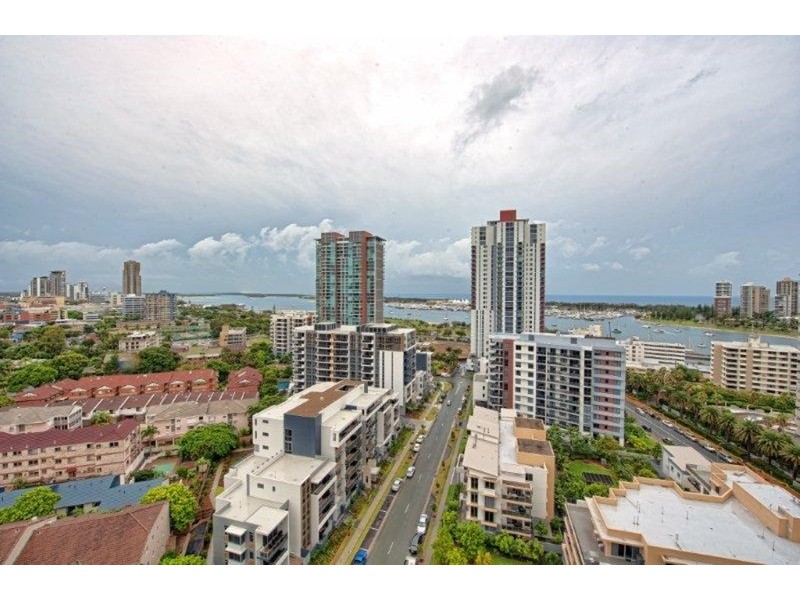 2008/2 Aqua Street, Southport QLD 4215