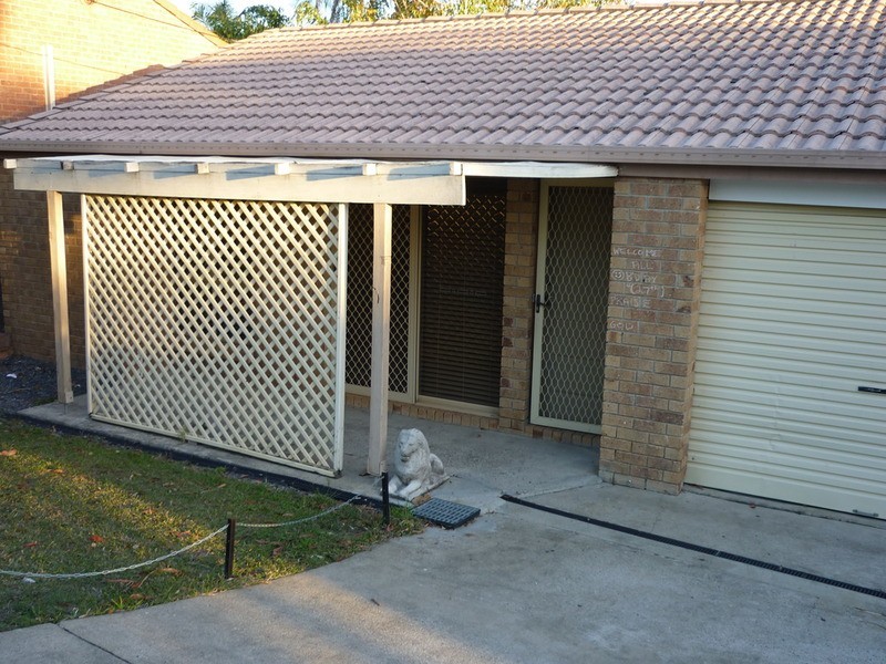 2/40 McMillan Street, Labrador QLD 4215