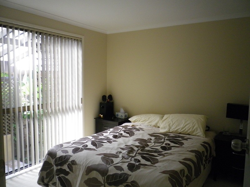 18 Robyn  Street, Southport QLD 4215