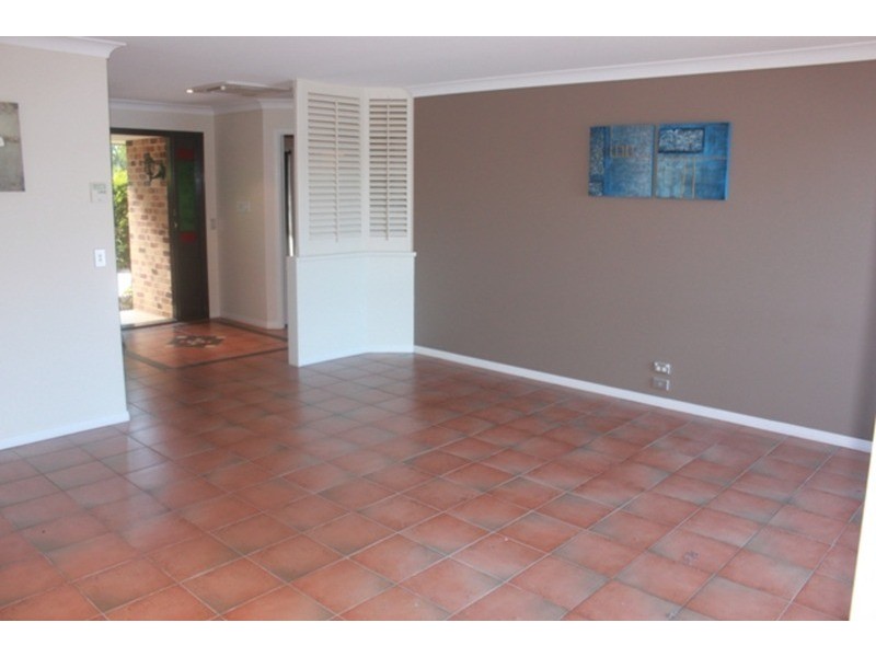 5 Erave Avenue, Runaway Bay QLD 4216