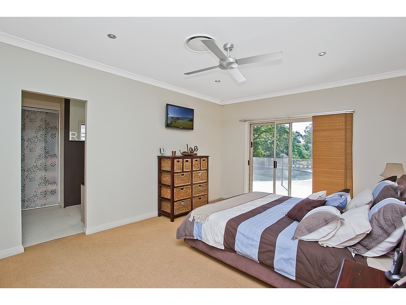 9 Evergreen Court, Parkwood QLD 4214