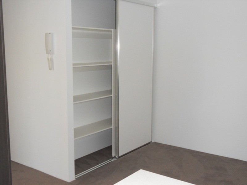 4/24-26 Proud Street, Labrador QLD 4215