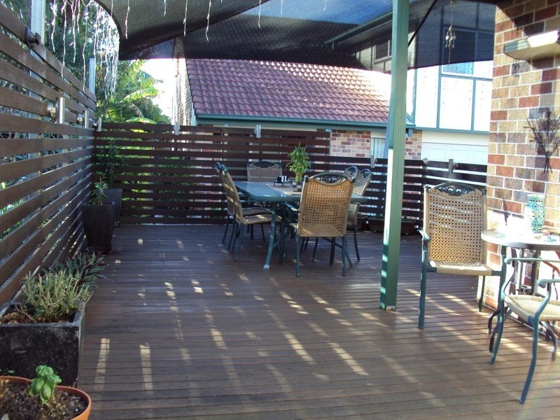 2/129 Eugaree Street, Southport QLD 4215