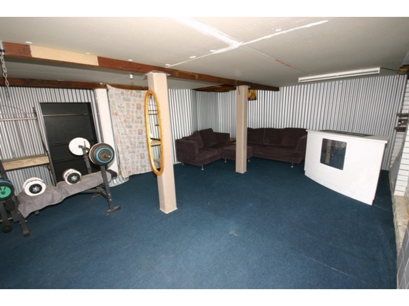 4 Kyeemagh Court, Southport QLD 4215