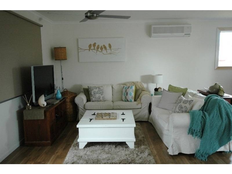 Hope Island QLD 4212