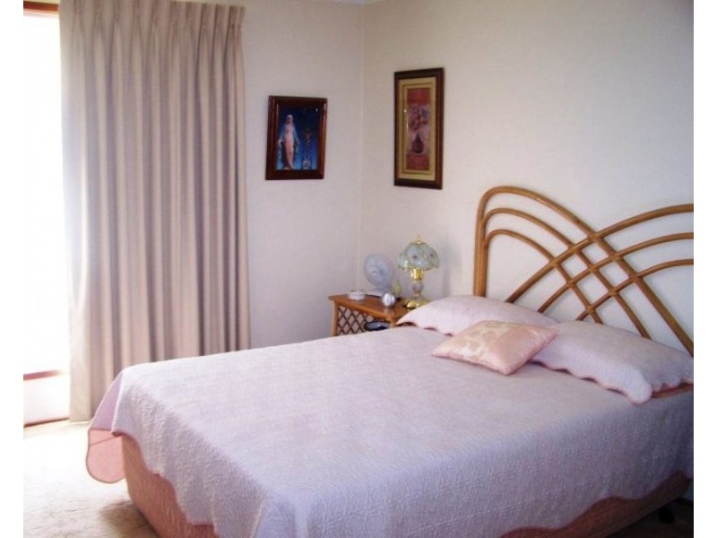 112 Pappas Way, Carrara QLD 4211