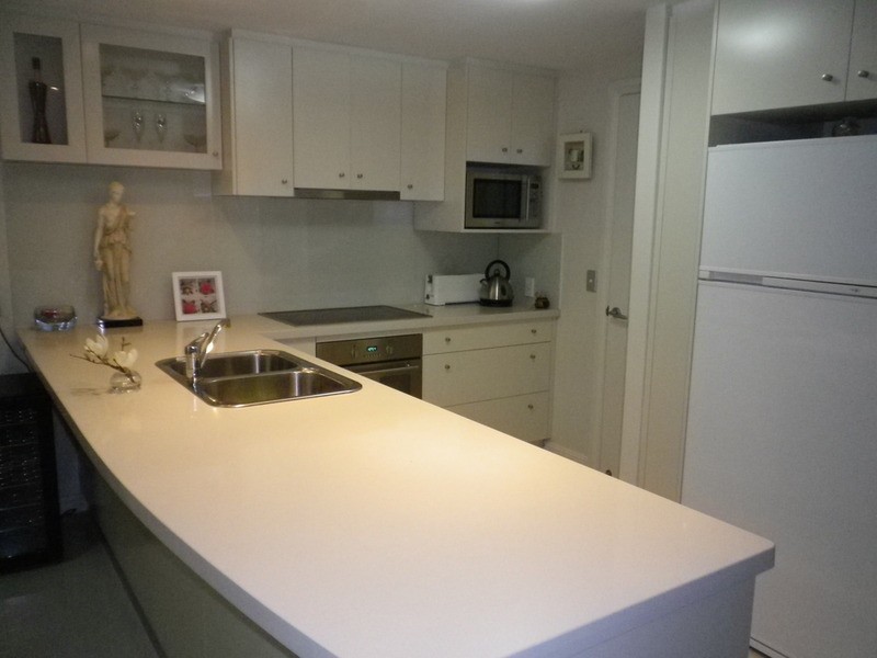 2/27 Gordon  Street, Labrador QLD 4215