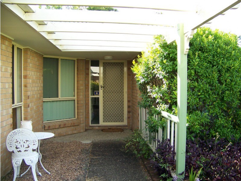 43 Desert Falls Crescent, Parkwood QLD 4214