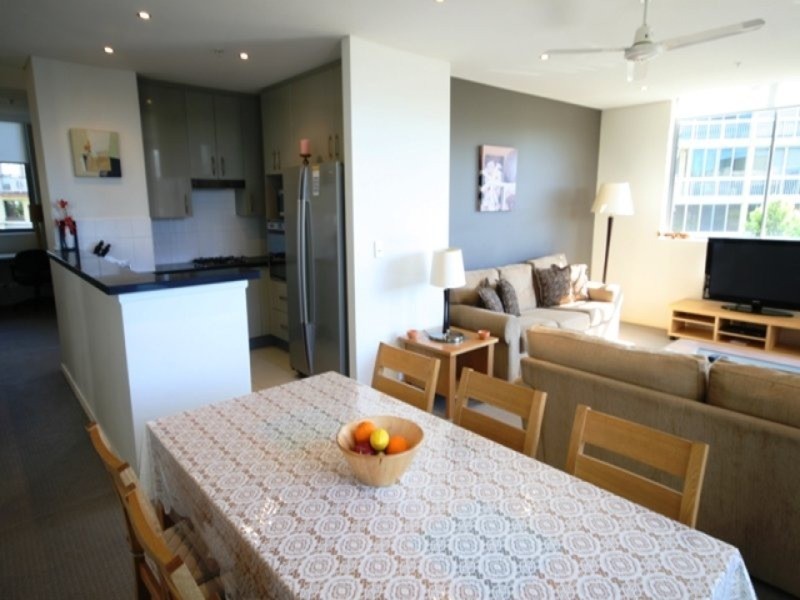 416/3 Como Crescent, Southport QLD 4215