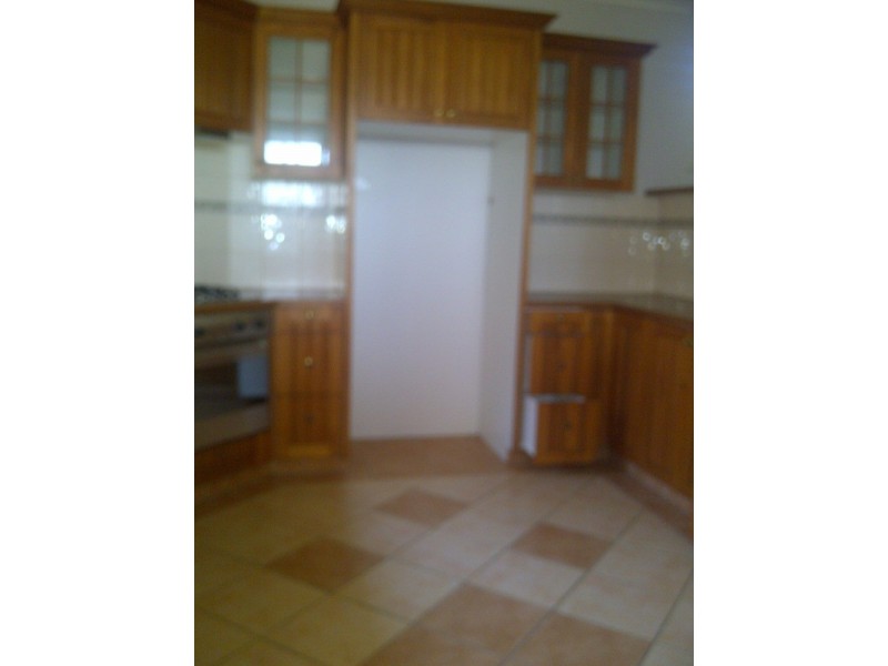 1/16 Caroline Avenue, Southport QLD 4215