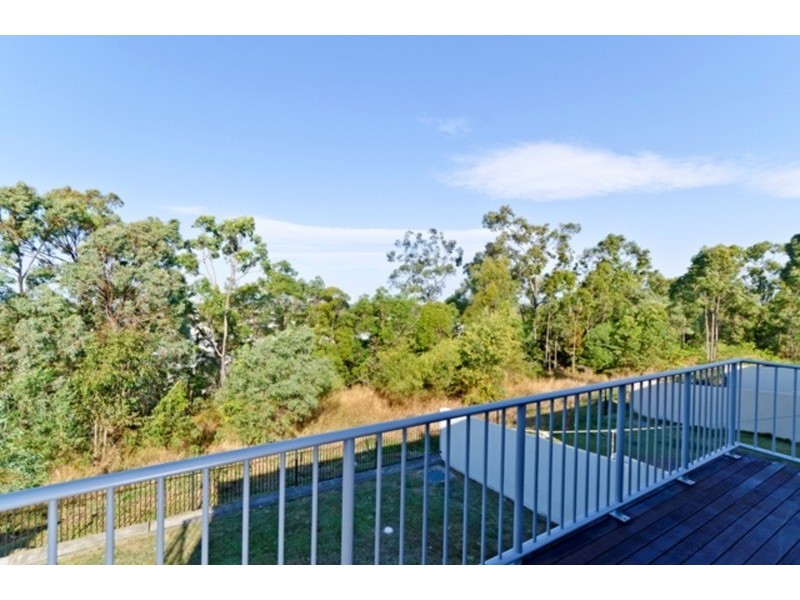 7 Zane Street, Molendinar QLD 4214