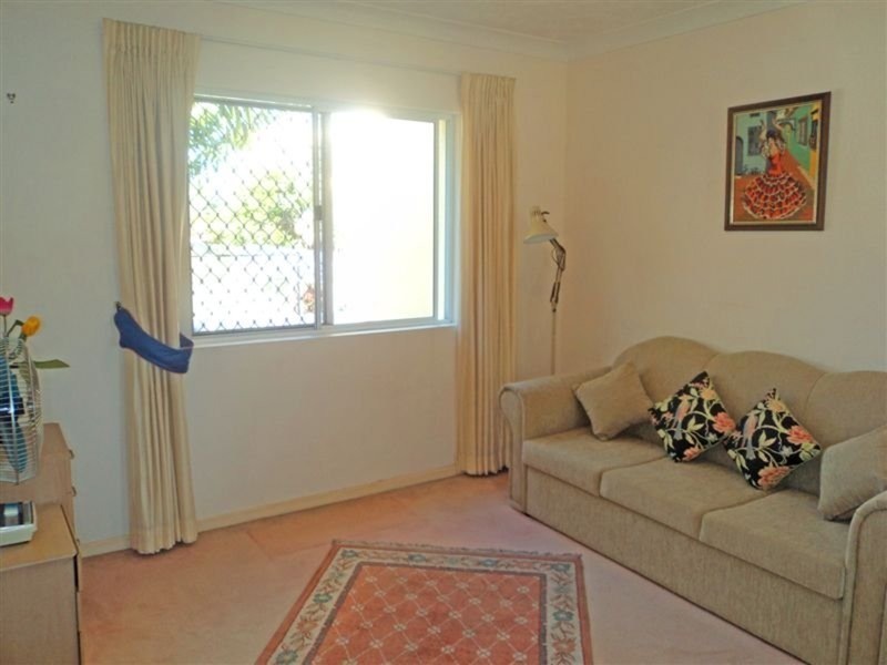 18/41A Broadwater Street, Runaway Bay QLD 4216