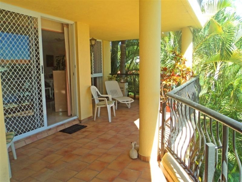 18/41A Broadwater Street, Runaway Bay QLD 4216