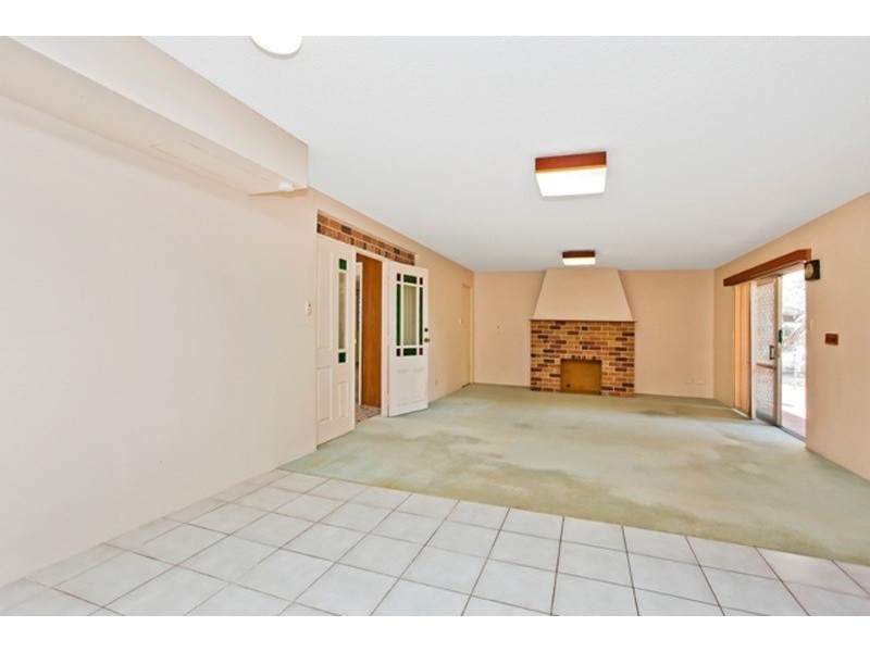 4/161 Muir Street, Labrador QLD 4215