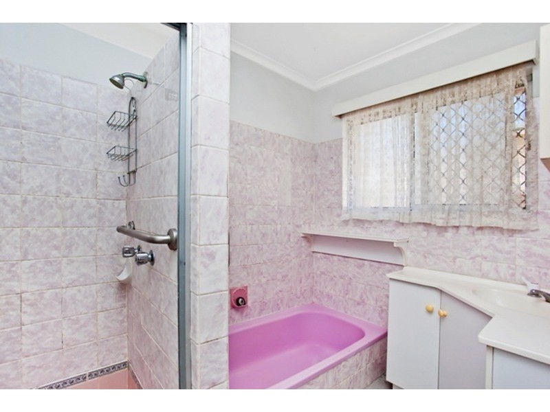 4/161 Muir Street, Labrador QLD 4215