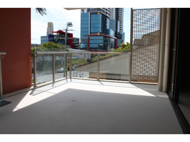 20 Lawson Street, Southport QLD 4215
