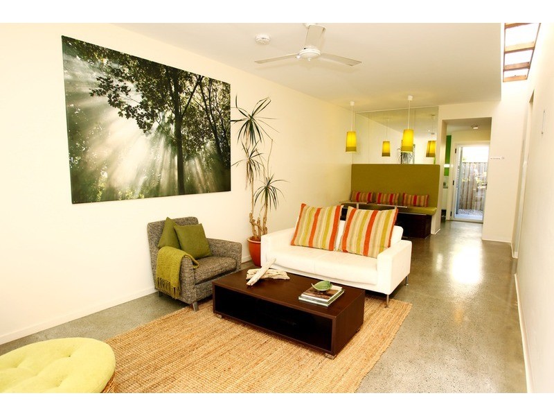 138 Eugaree Street, Southport QLD 4215