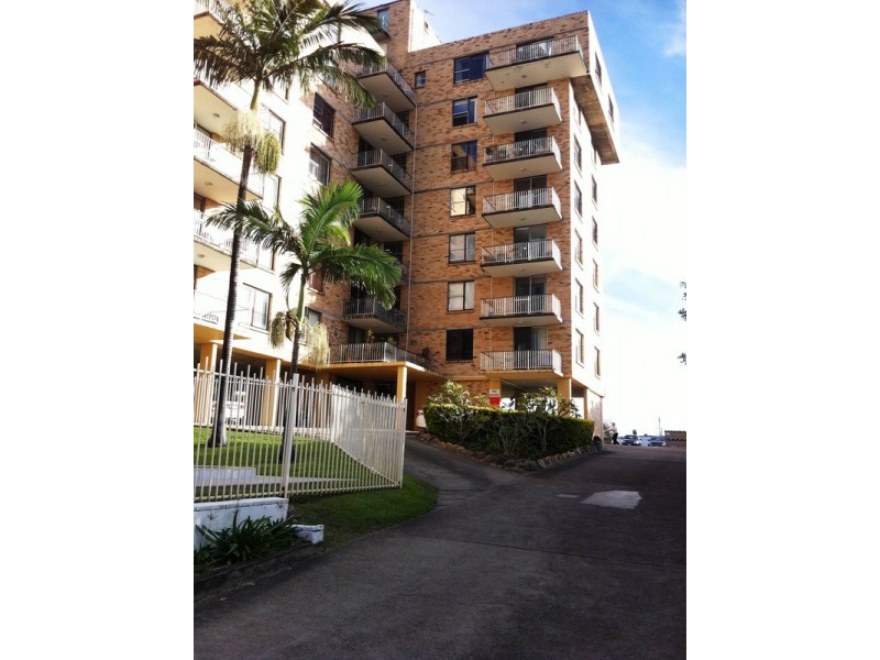 6/72 Hammond Towers Marine Parade, Southport QLD 4215