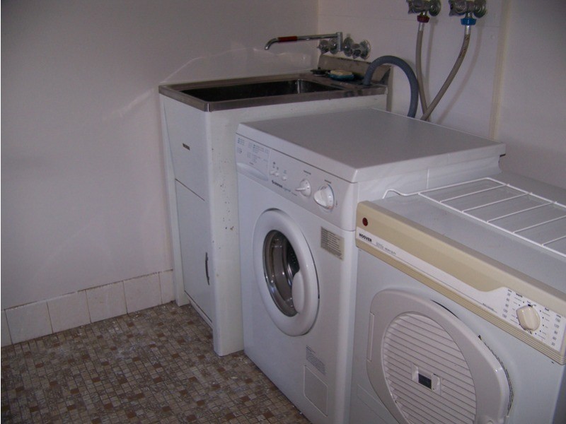 6/72 Hammond Towers Marine Parade, Southport QLD 4215