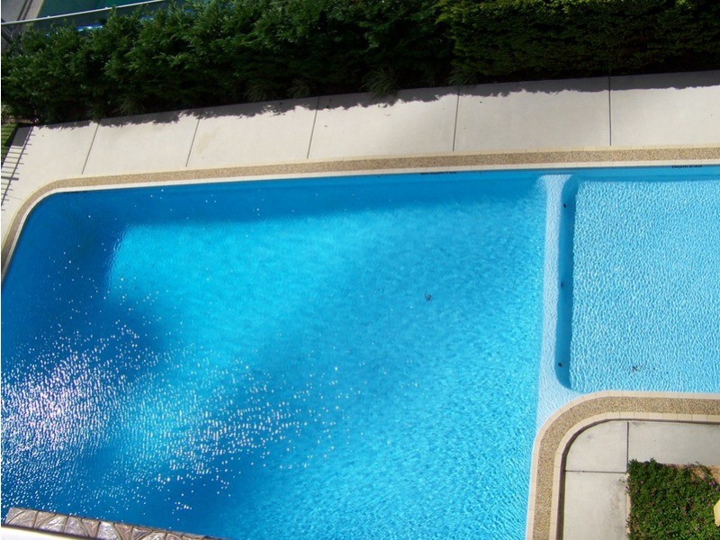 6/72 Hammond Towers Marine Parade, Southport QLD 4215