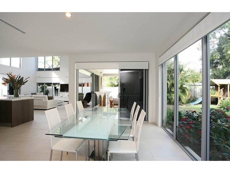 18 Yacht Street, Southport QLD 4215