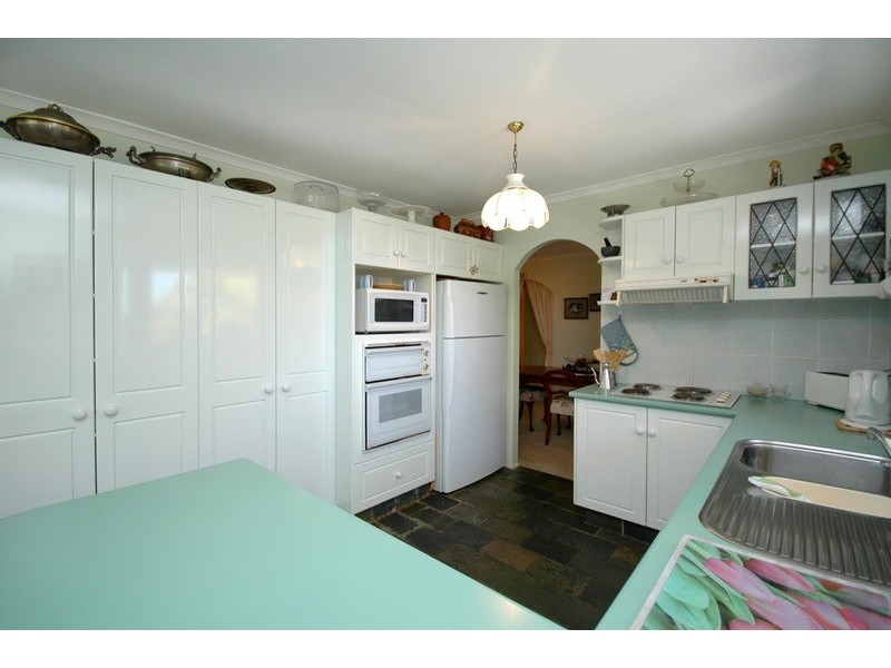 8 Harran Street, Southport QLD 4215