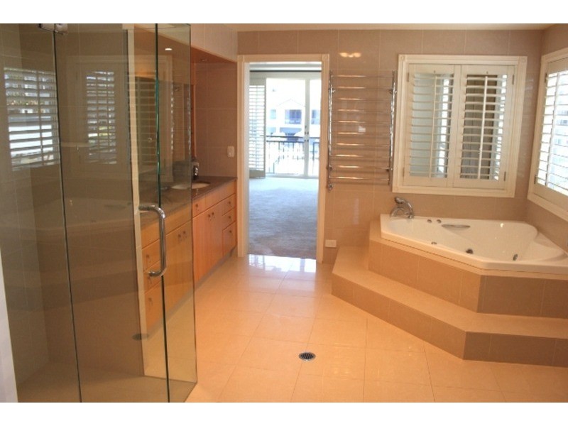 29 Norseman Court, Paradise Waters QLD 4217