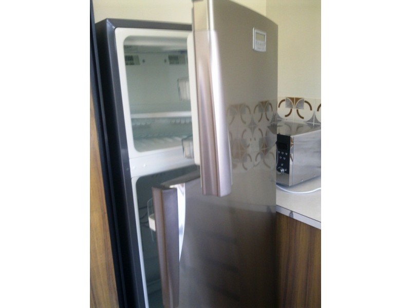 4/25 White Street, Southport QLD 4215