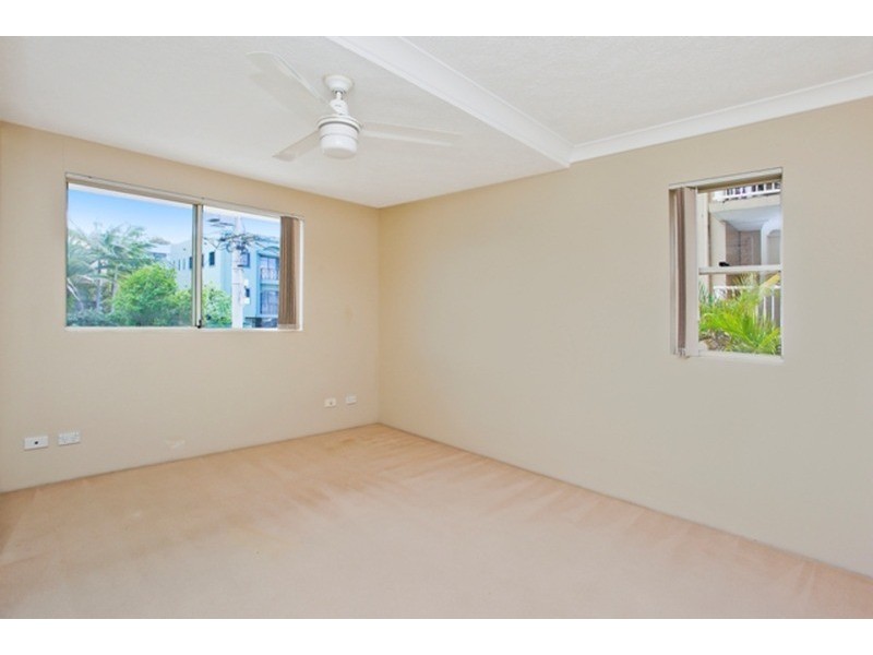 17/64 Queen Street, Southport QLD 4215