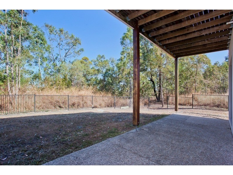 1 Zane Street, Molendinar QLD 4214