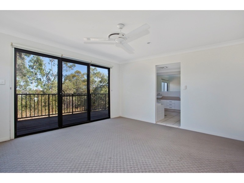 1 Zane Street, Molendinar QLD 4214