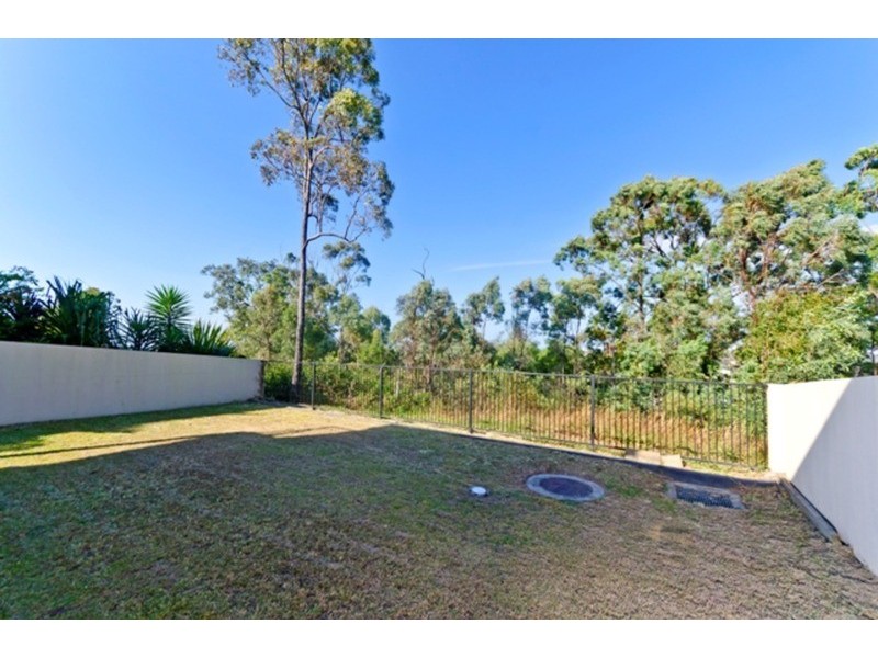 9 Zane Street, Molendinar QLD 4214