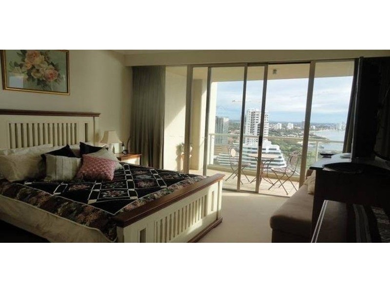 2102/Pivotal Point 50 Marine Parade, Southport QLD 4215