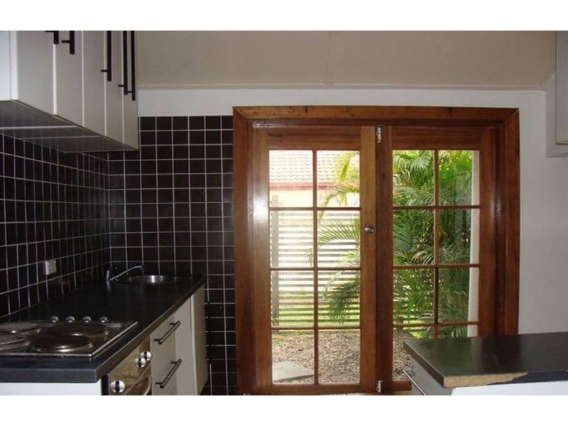 103 Minnie Street, Southport QLD 4215