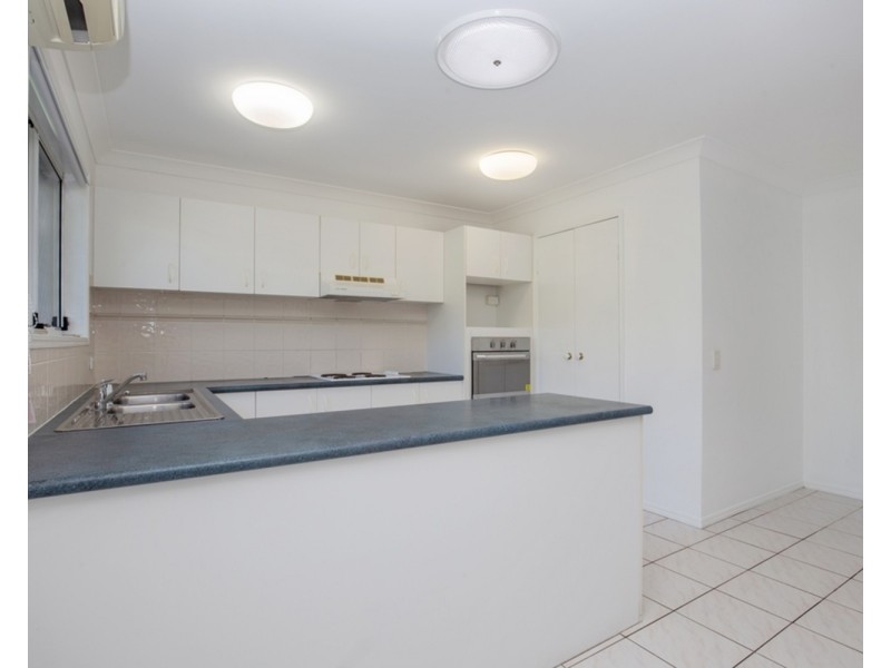 1/129 Eugaree Street, Southport QLD 4215