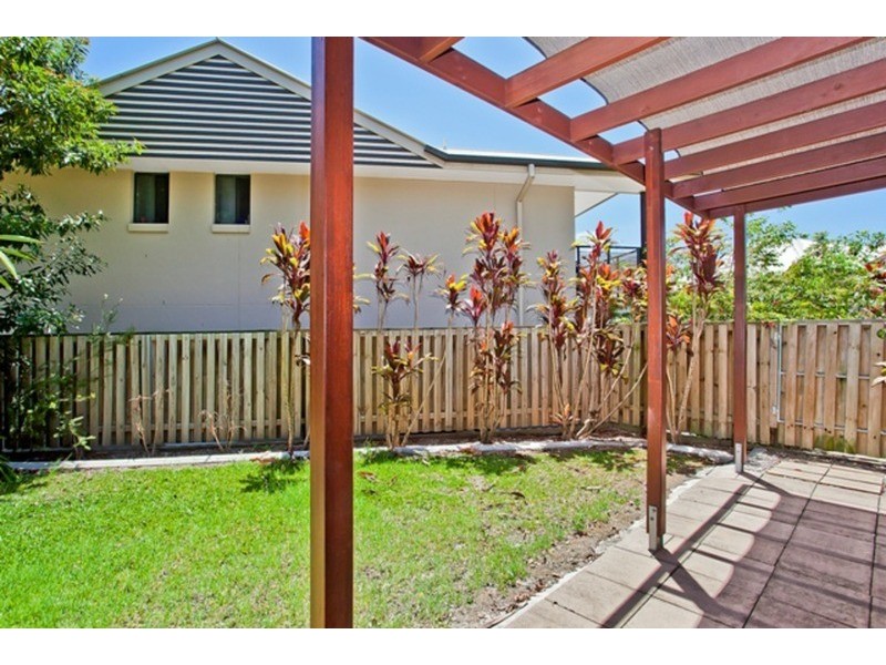 1/6 Egerton Street, Southport QLD 4215