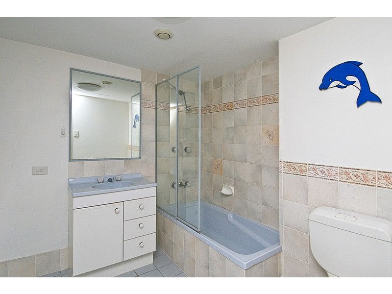 2/40 Little Norman Street, Southport QLD 4215