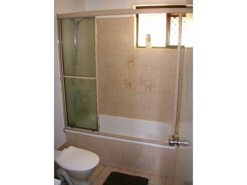 381 Ashmore Road, Ashmore QLD 4214