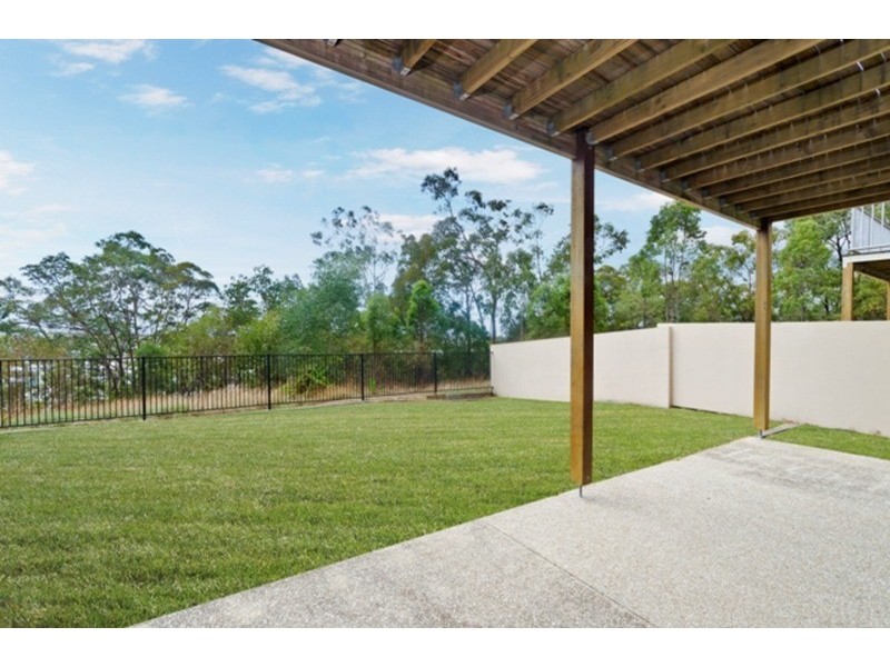 5 Zane Street, Molendinar QLD 4214