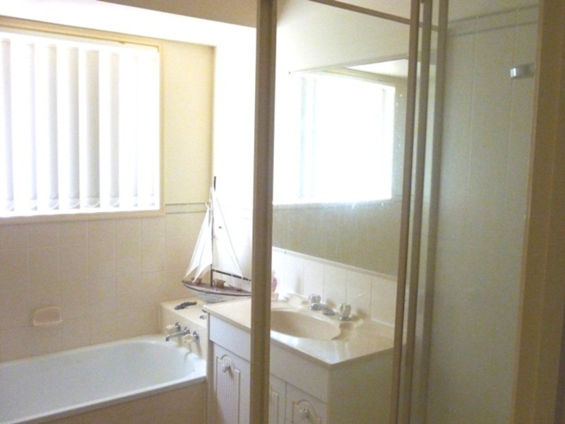 Highland Park QLD 4211